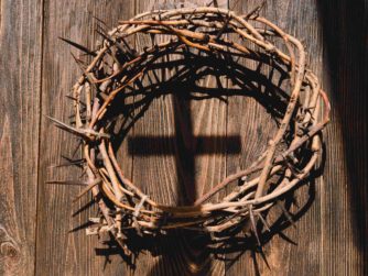 jesus-crown-thorns-and-nails-and-cross-on-a-wood-b-2023-03-22-07-27-04-utc_r
